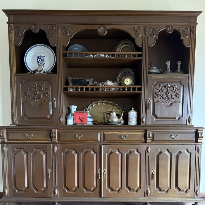 Movel de Sala antigo em bom estado