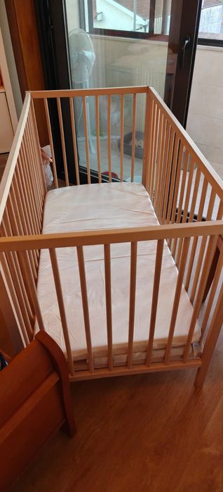 Mobília de quarto de bebé