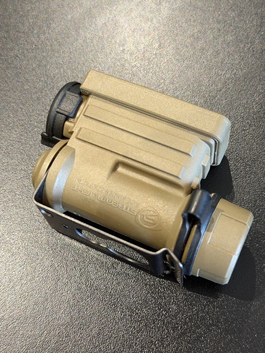 Lanterna streamlight com infravermelho