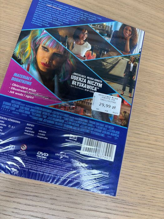 Obiecująca młoda kobieta DVD