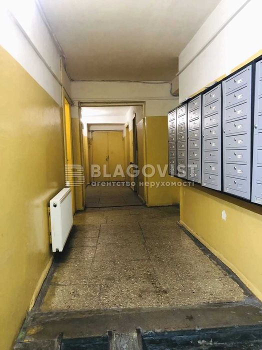 Продаж 1-к квартири 40м. Косметичний ремонт, гарний стан. Радченка, 12