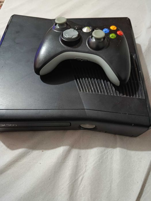 Ігрова консоль Xbox 360