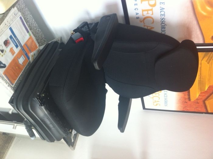 Peças -Komatsu , Caterpillar ,Manitou, ,Doosan,Bobcat,Hyundai,JCB