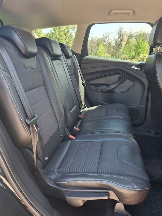 Продам FORD KUGA