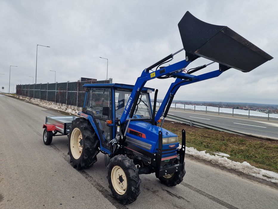 Traktorek Japoński Iseki 32 konie z Ładowaczem  Promocja zestaw