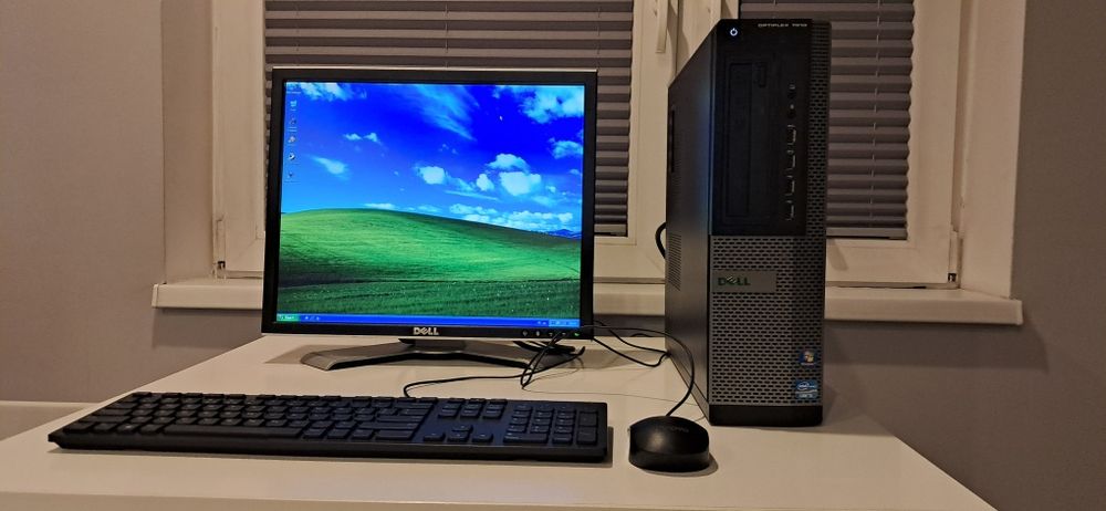 Retro Zestaw do Gier Retro WinXP/2x3.0GHz/4GB/DELL 17'