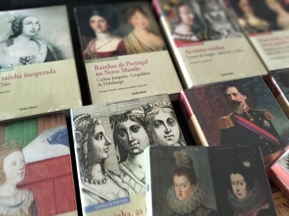 Coleção "Rainhas de Portugal" em 18 volumes (ed. Círculo de Leitores),