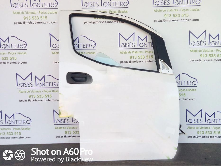 Porta Frente Direita usada  Nissan NV200 ( M20/M20M Desde 08/09)