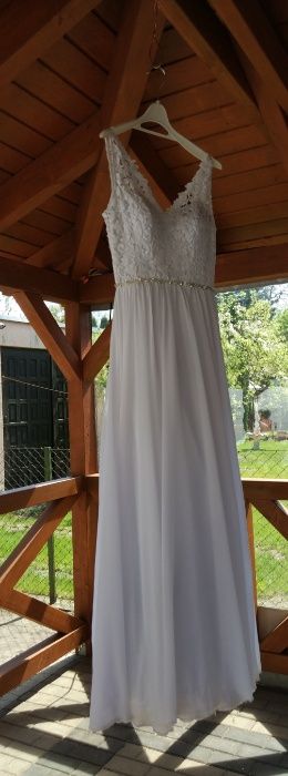 Suknia ślubna z muślinu