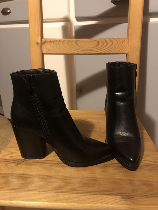 Kozaki krótkie botki czarne rozm. 37