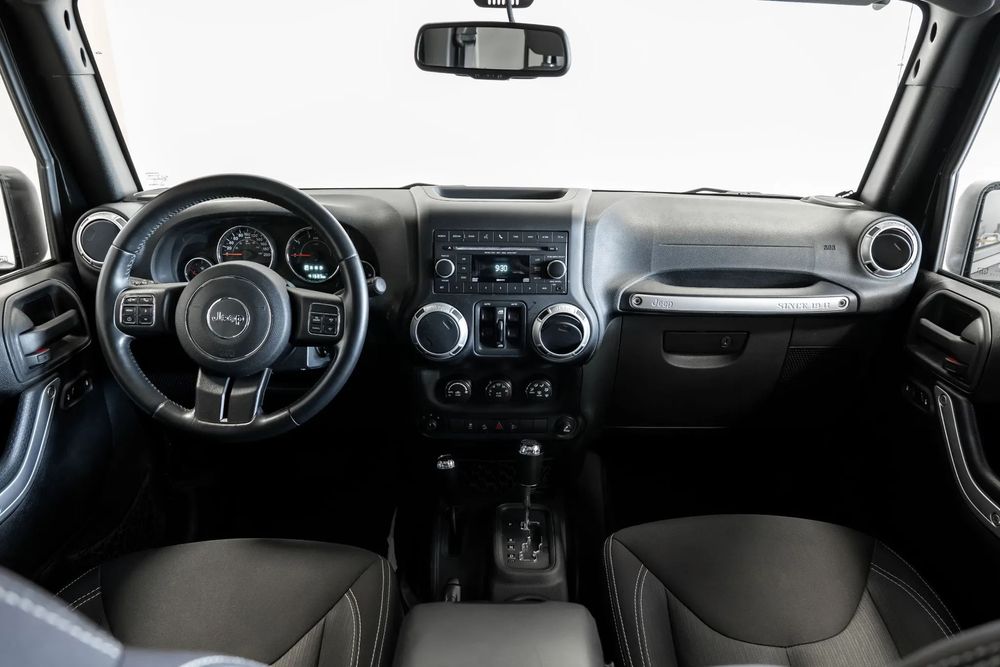 Jeep Wrangler Unlimited 2.8 CRD ATX Sahara Adventure Edition