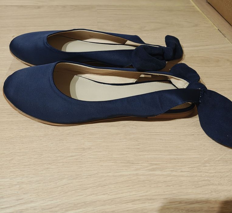 Buty granatowe Zara rozm 36