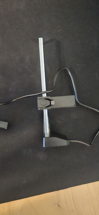 Cooler Master podstawka pod GPU ARGB