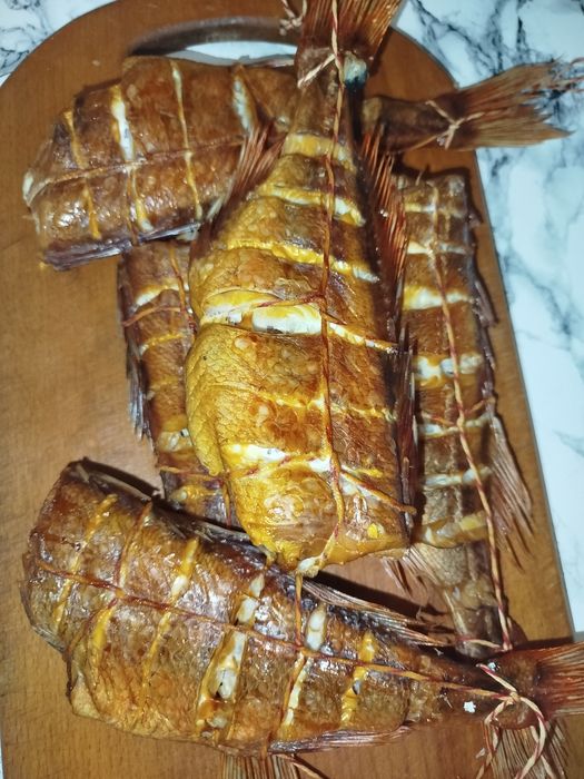 Джерки,густера,тарань,ікра,язик копчений