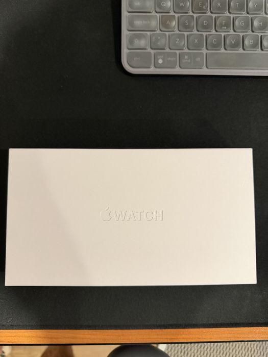 Apple Watch Ultra 3 cinza SELADO