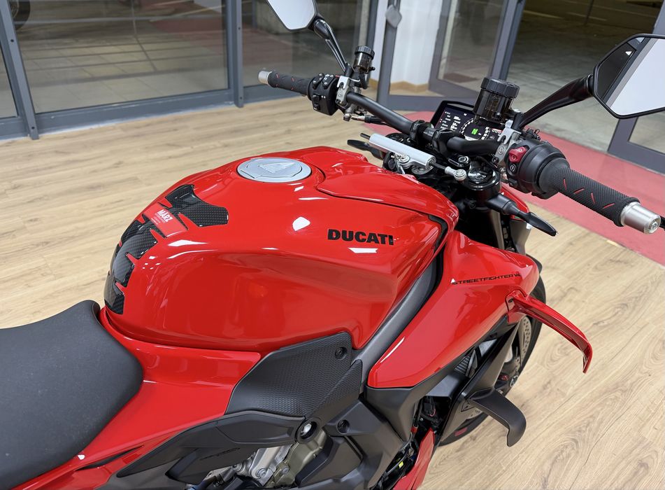 Ducati Streetfighter V4 de 2025