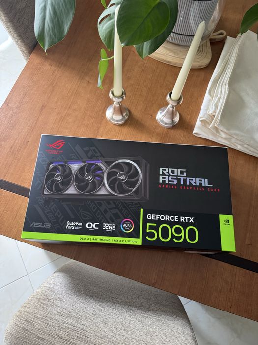 Placa Grafica RTX Asus ROG Strix GeForce 5090 Astral OC