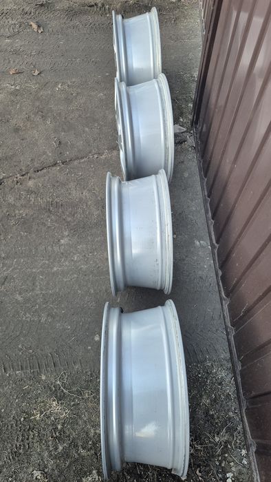 Диски 5/112 R16 Volkswagen Touran Golf Passat Audi Skoda
