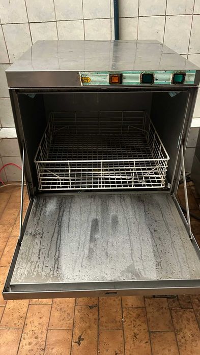 Maquina de lavar louça industrial