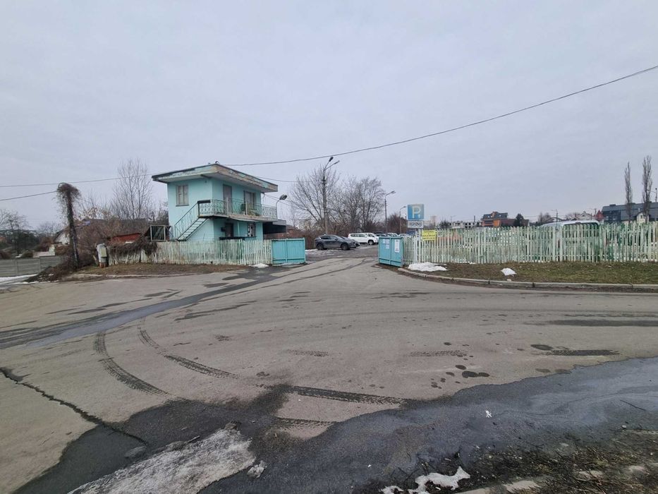 Здам в оренду паркомісця на вул. Чорнобильська, Осіння, від власника