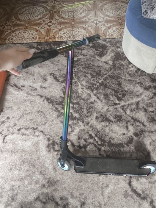 Трюковий самокат чорний для дітей дорослих