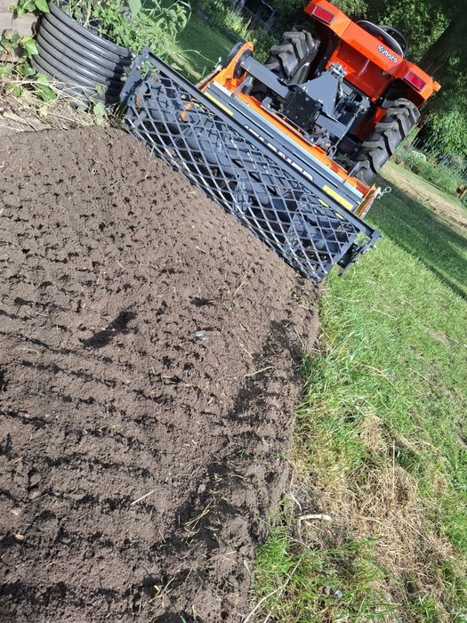 Uslugi Minikoparką , Koparkoładowarką Gorzów 24/7  Koparka łańcuchowa