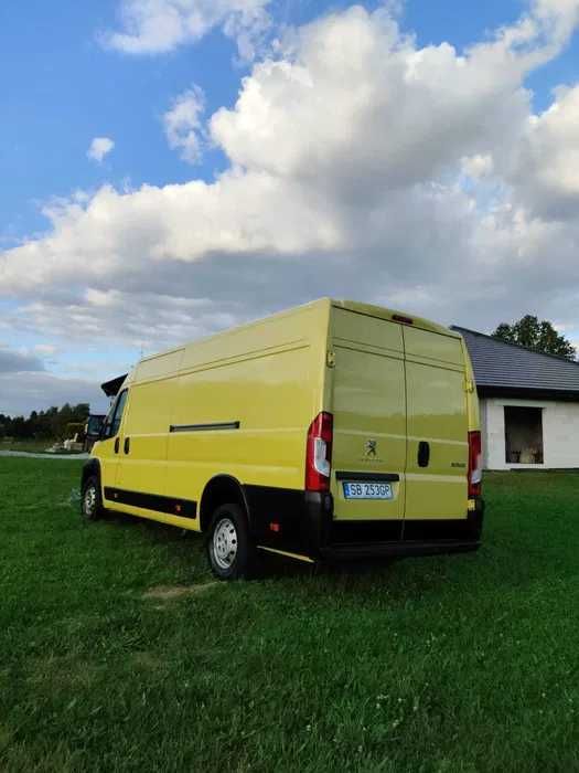 Wynajem busa samochodu dostawczego Boxer maxi krótko długoterminowy