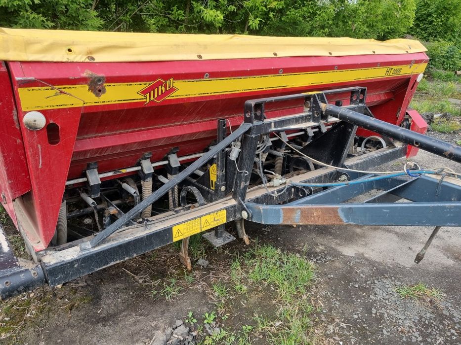 Сівалка Yuko HT3000