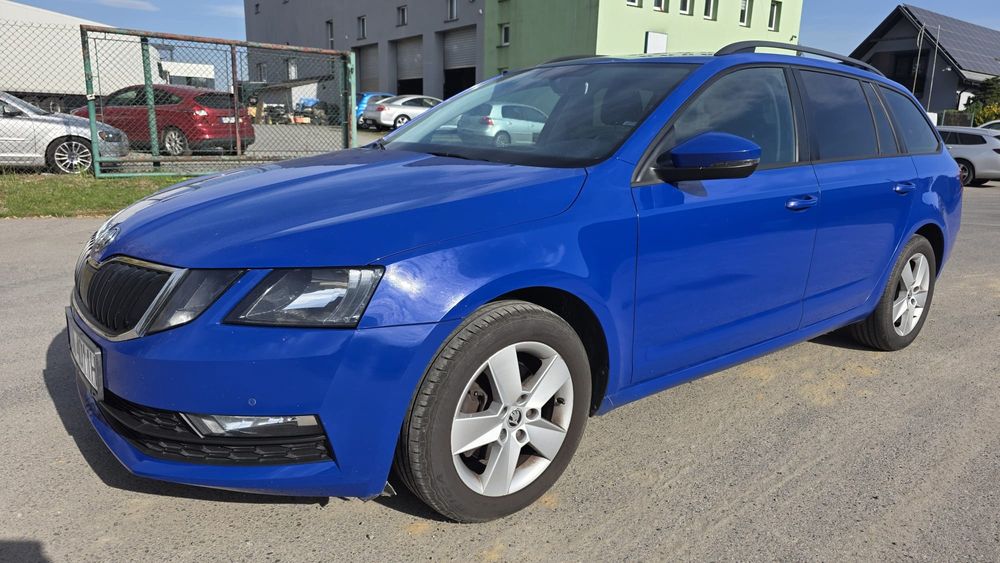 До вашої уваги є гарний автомобіль Skoda A7 2018р