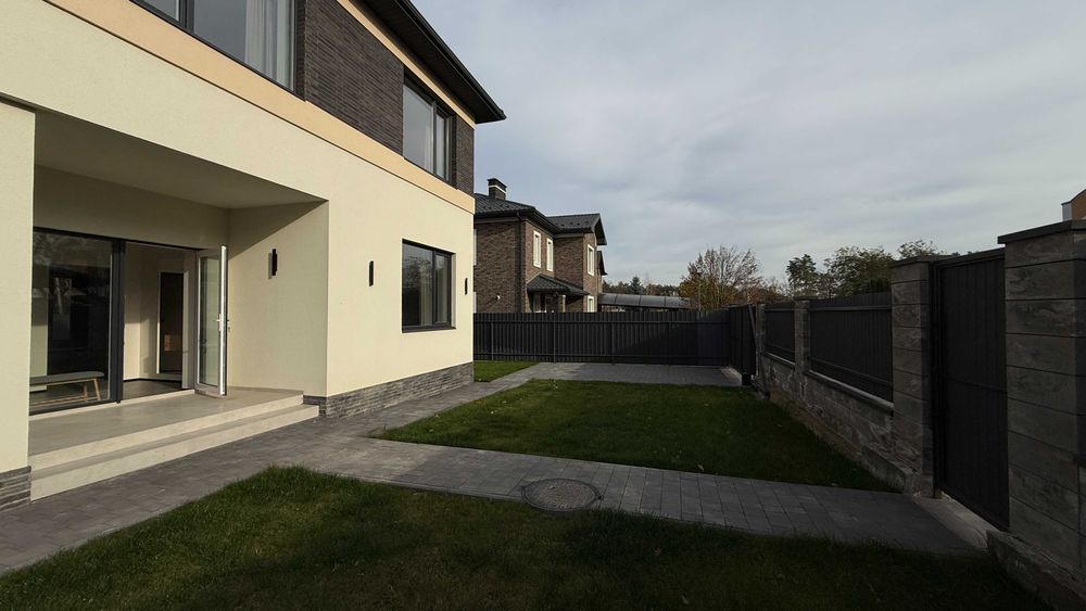 Продаж Сучасного Будинку з Ремонтом в Лісовій Частині с.Стоянка