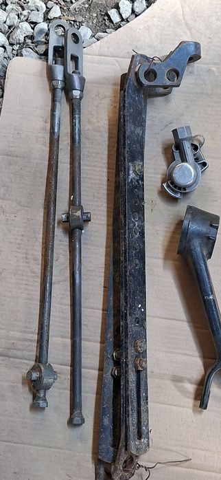 Części Ursus  MF 235 255 2812 3512 Podnośnik  TUZ belka polowa