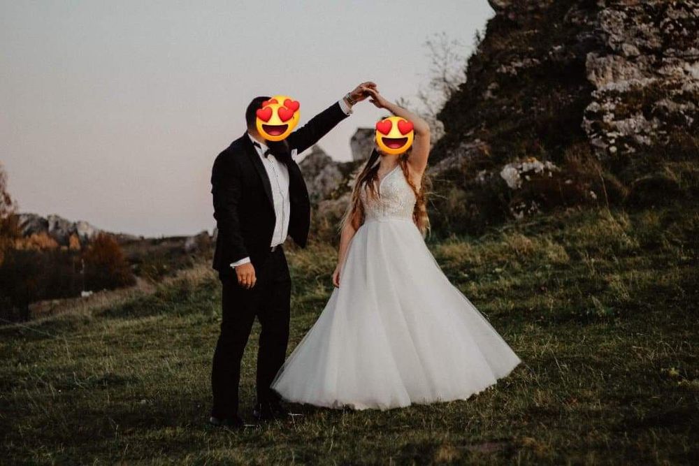 Sukienka ślubna  brokatowa