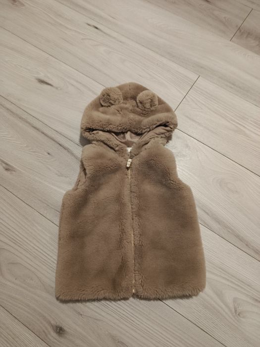 Futrzana kamizelka h&ma dla dziewczynki r.86