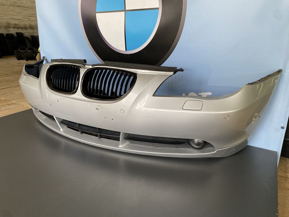 Передній бампер BMW E60 E61 Дорест 354 Titan Silver Сірий БМВ Е60 Е61