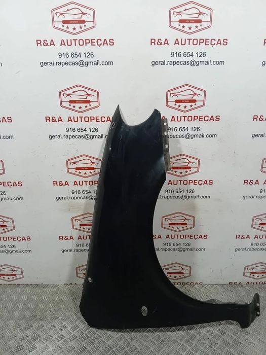 Guarda Lamas Frente Frontal Direito Kia Carnival Original