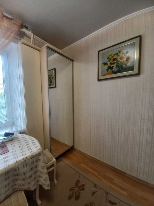 Продам 4-кім квартиру АВТОНОМНЕ ОПАЛЕННЯ. вул. Небожинського.