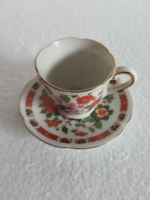 Chávena miniatura em porcelana PORART - vintage