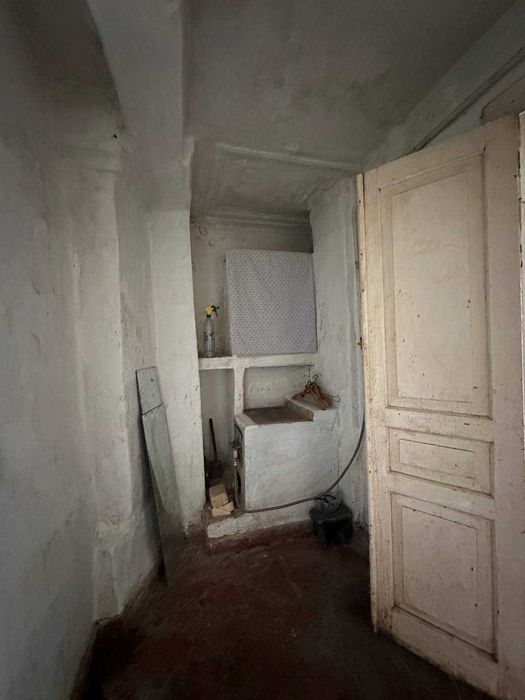 Ціну знижено!!! 2-к квартира в центрі, погріб, 38 м²
