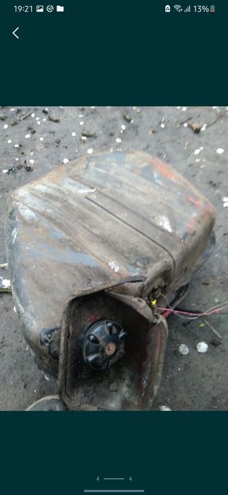 Продам бензобак ваз 2101 цілий під ключ