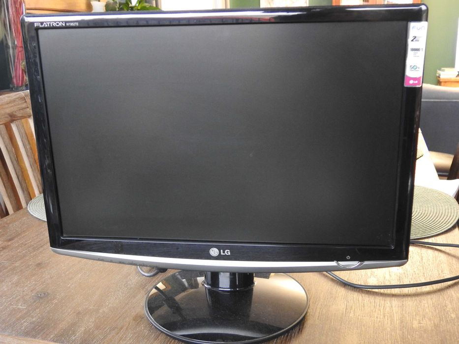 Monitor LG Flatron W1942TE