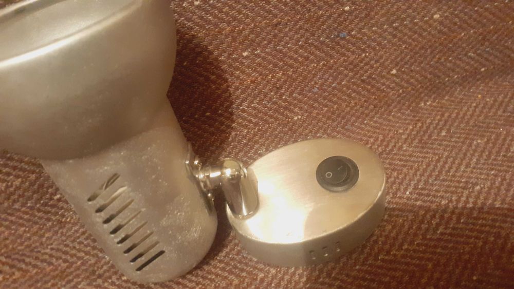 Светильник настенный