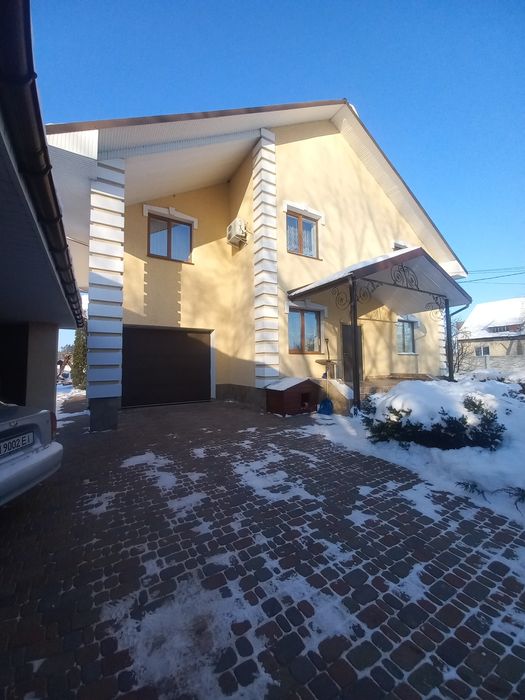Продам розкішний будинок в Глибочиці