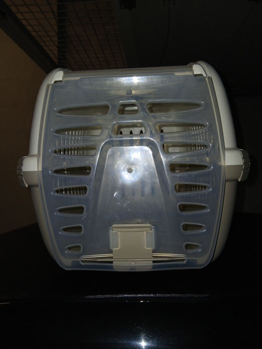 Liteira, transporte + sofá gatos