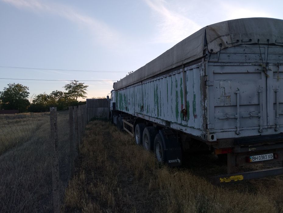 МаЗ з напів причепом