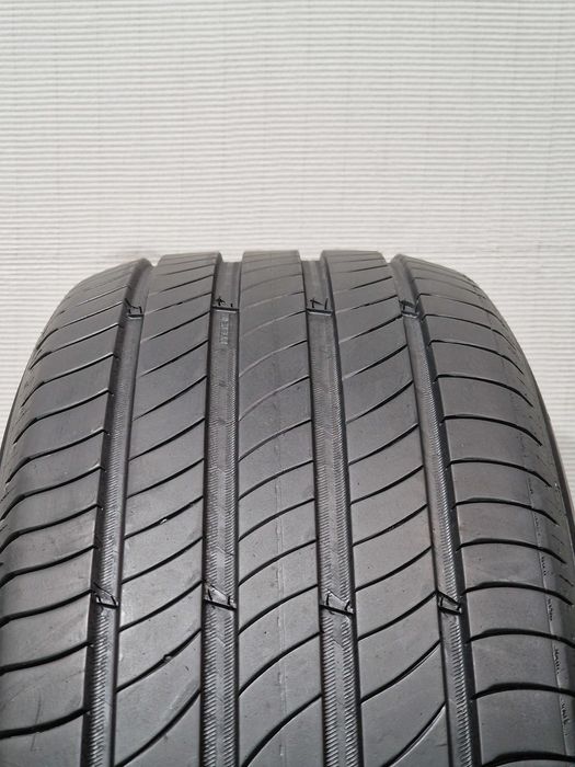 2 Pneus 235/55R18 MICHELIN Semi Novos