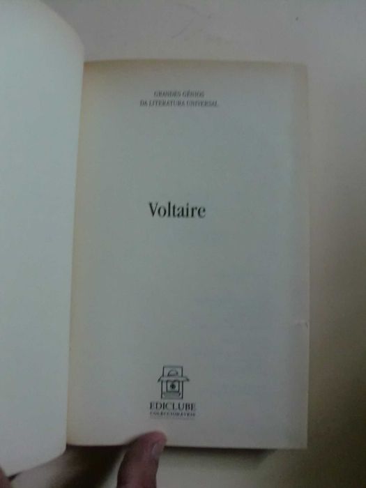 Cândido - O Ingénuo
de Voltaire