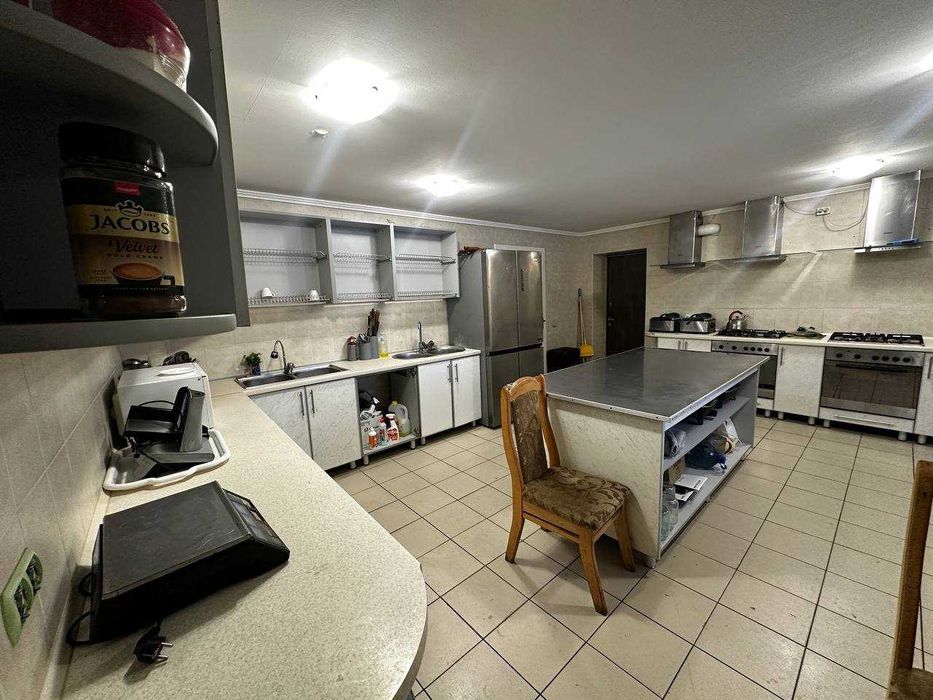 Продається ресторанний комплекс у Калинах