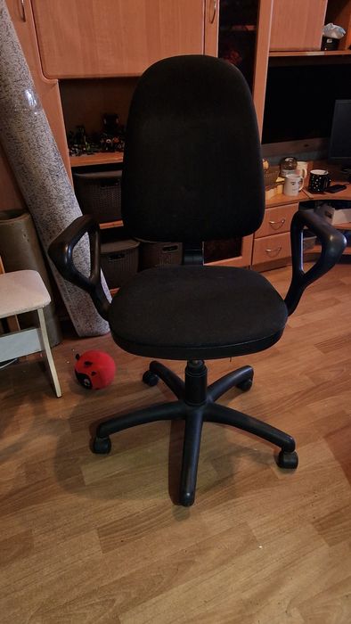 Компьютерное кресло (только Днепр)