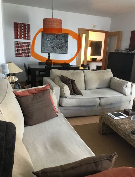 Vendo quadros, abajur, 2 mesas bambu
