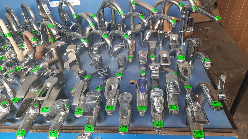 АКЦИЯ!Нержавейка!Смеситель для кухни ARMATA SUS-011